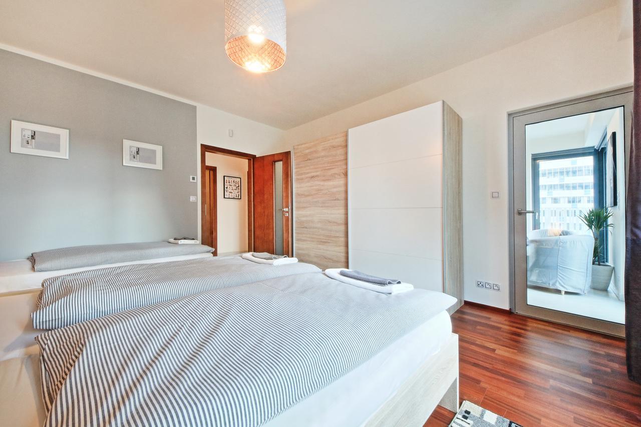 Ol Apartments ปราก ภายนอก รูปภาพ